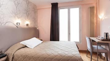 Matelas Select Comfort, coffres-forts dans les chambres, bureau