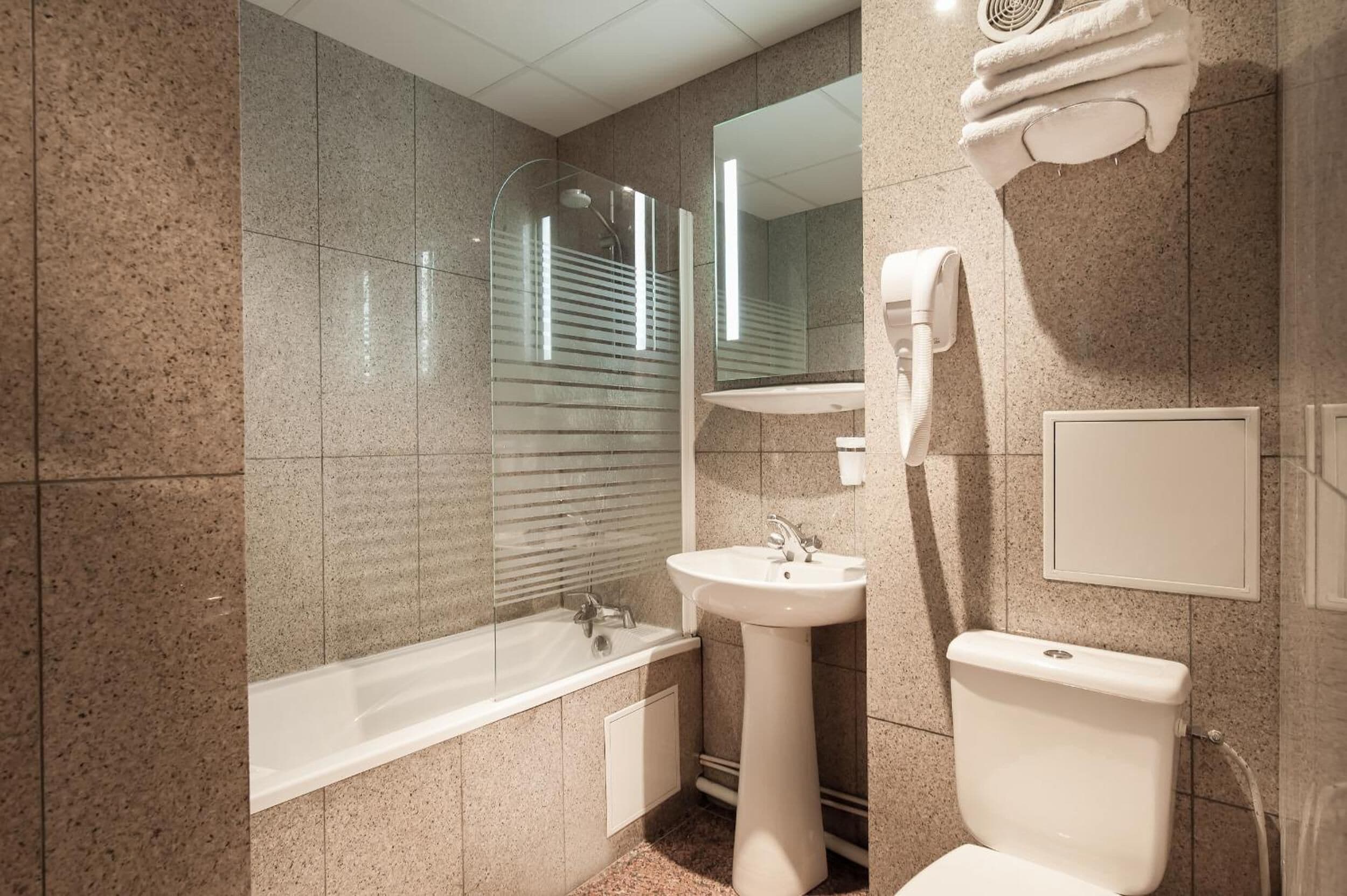 Photo - Hotel Americain