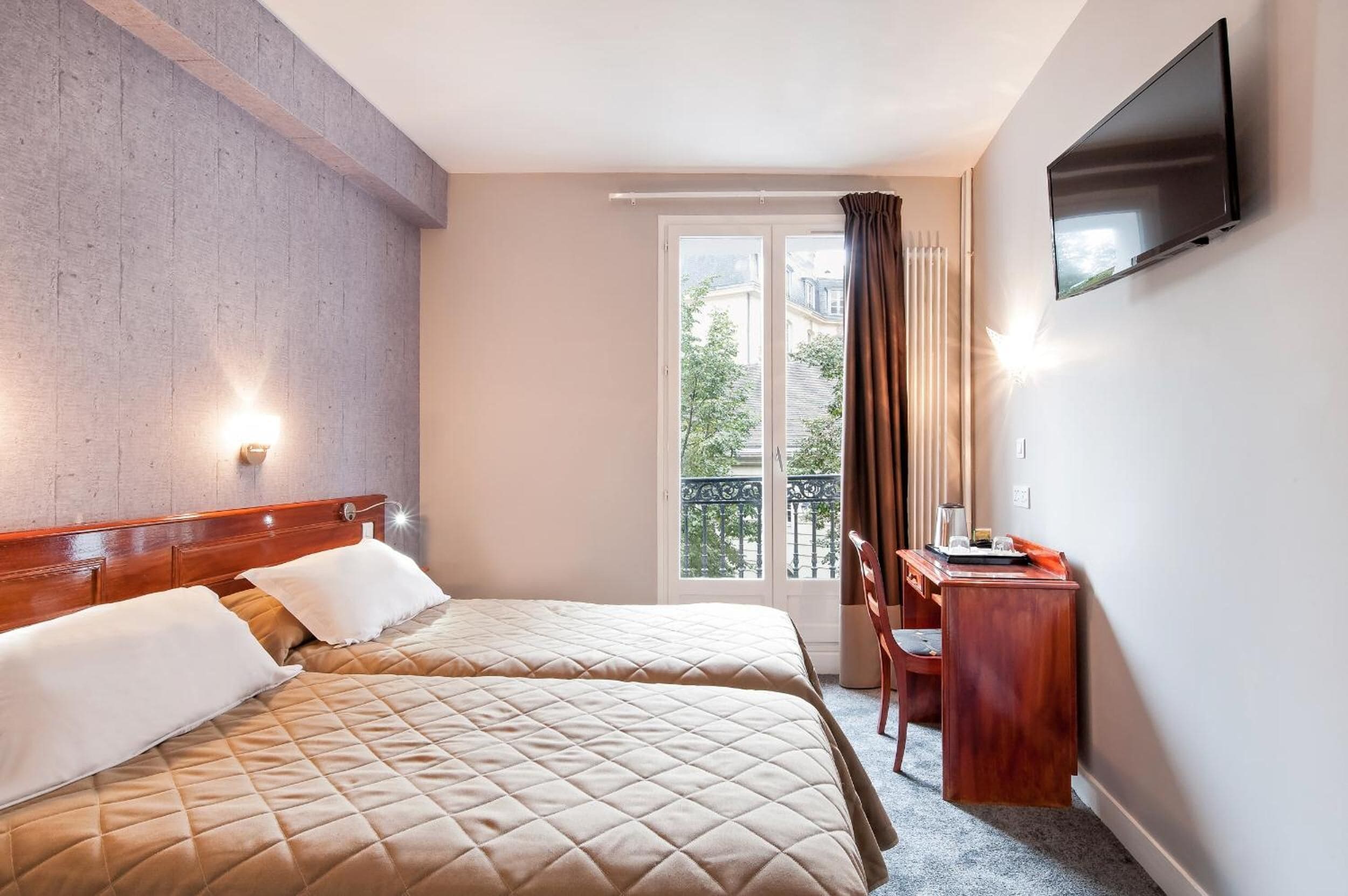 Photo - Hotel Americain