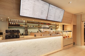 2 restaurants, lunch served - Cosmos Hotel Taipei (Taipei)