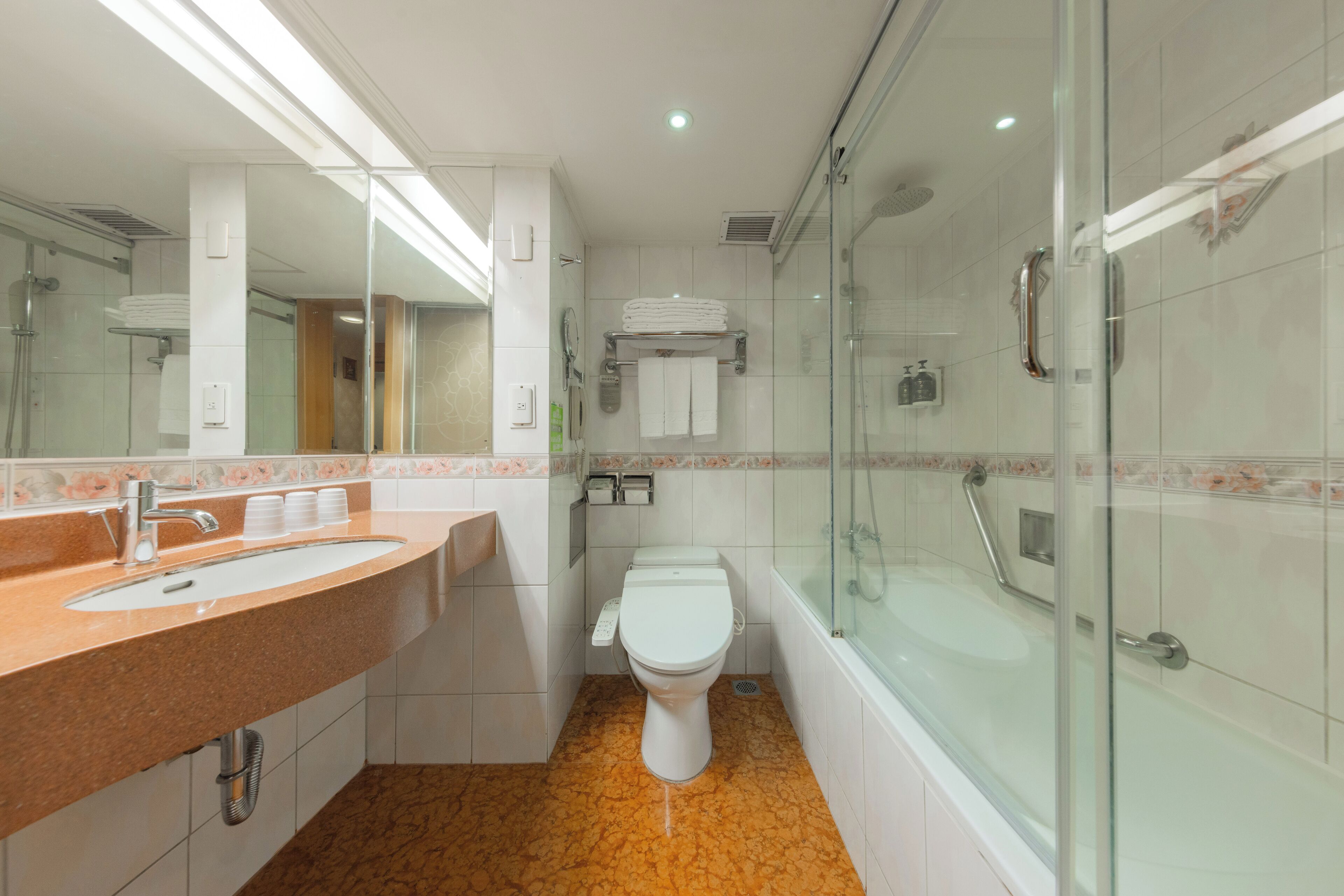 Foto - Cosmos Hotel Taipei