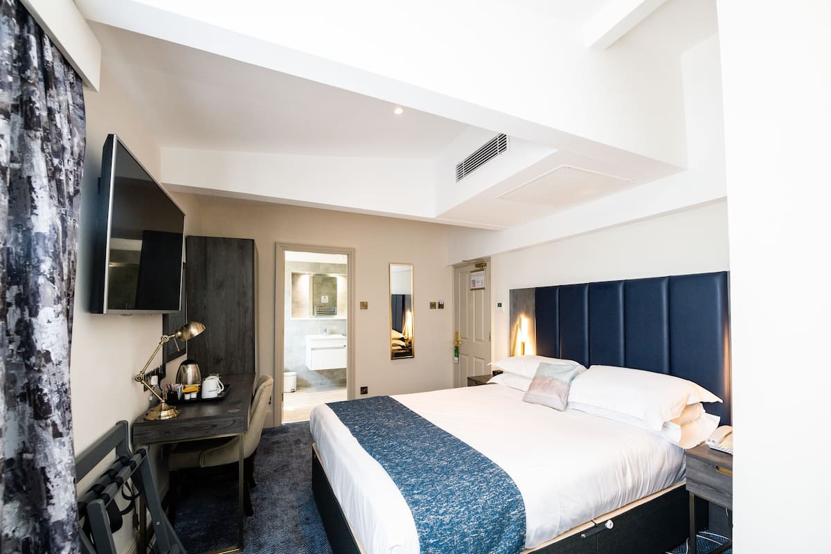 1 slaapkamer, luxe beddengoed, bedden met traagschuimmatras