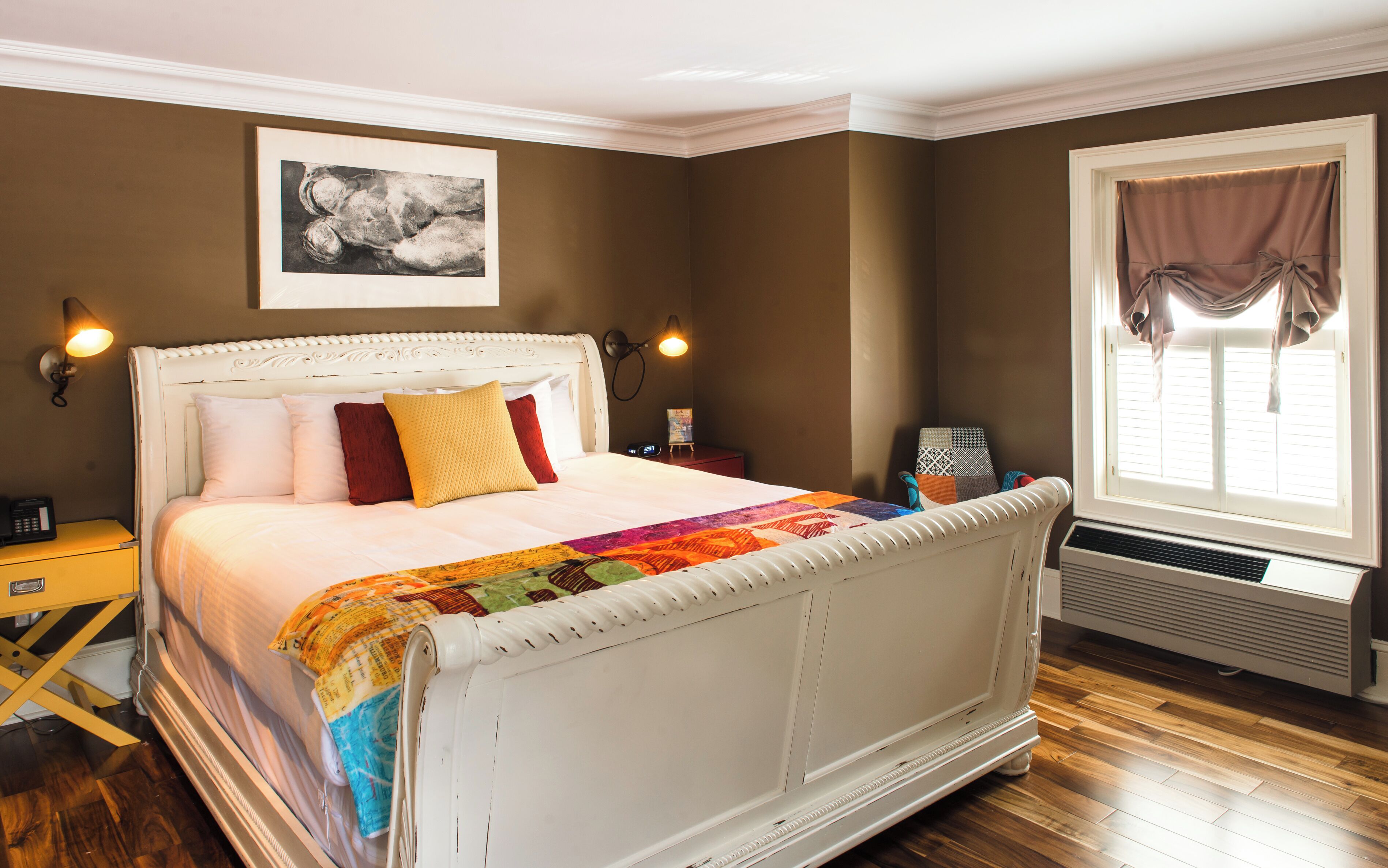 Enkeltrom – standard, 1 kingsize-seng | Individuelt dekorert, individuelt innredet og strykejern/-brett