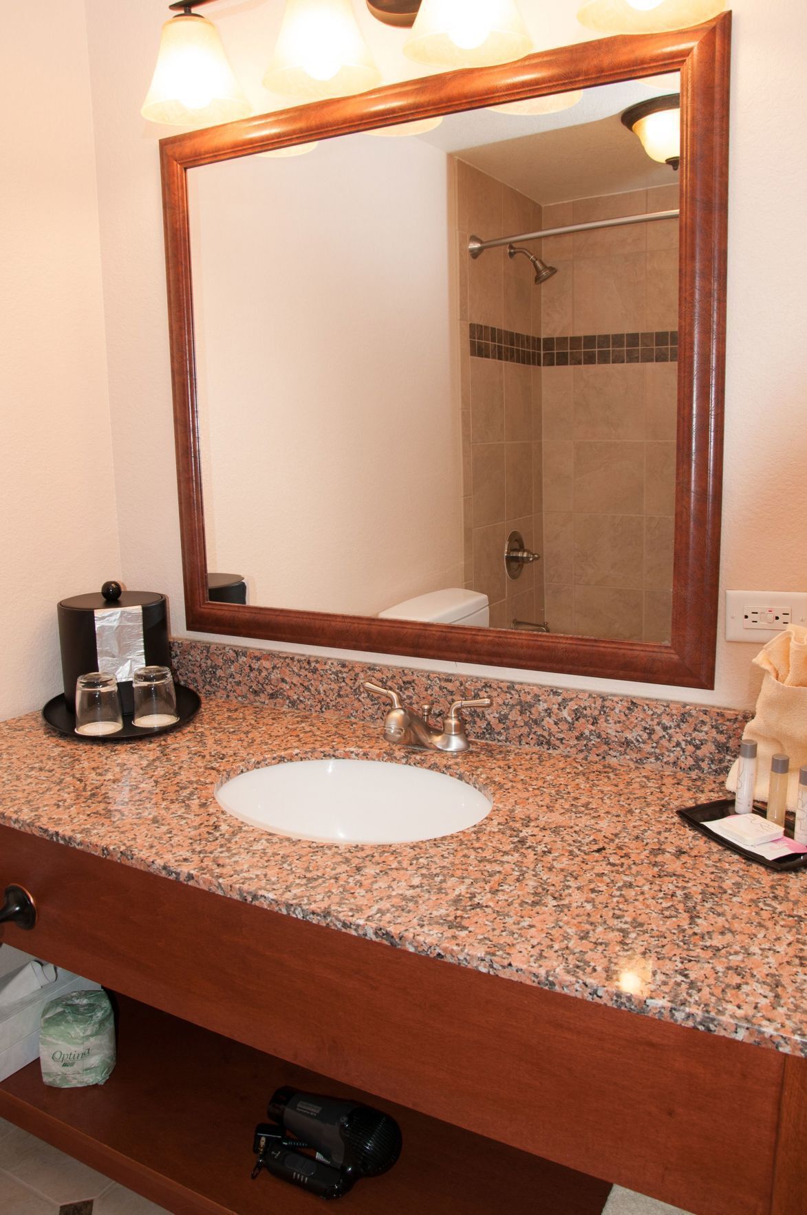 Salle de bain | Serviettes fournies