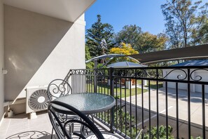 Terrace/patio - Dalby Fairway Motor Inn (Dalby)