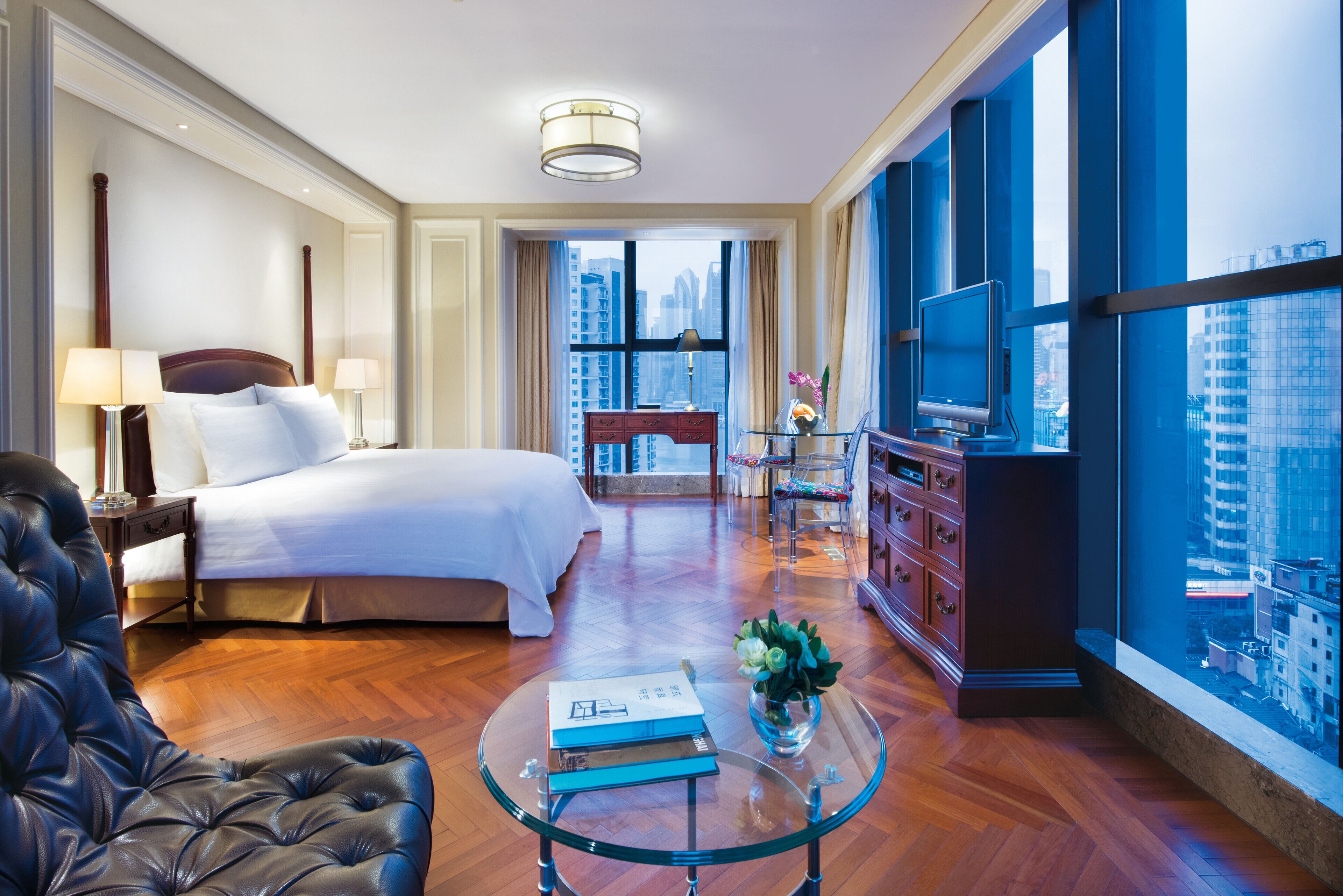 deluxe suite | premium bedding, down duvets, in-room safe, desk