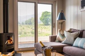 Smart TV 42 pulgadas con canales de televisión digitales