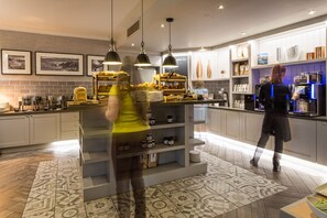 Daily buffet breakfast for a fee