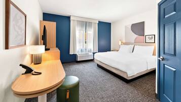 Room, 1 King Bed, Accessible (Hearing)