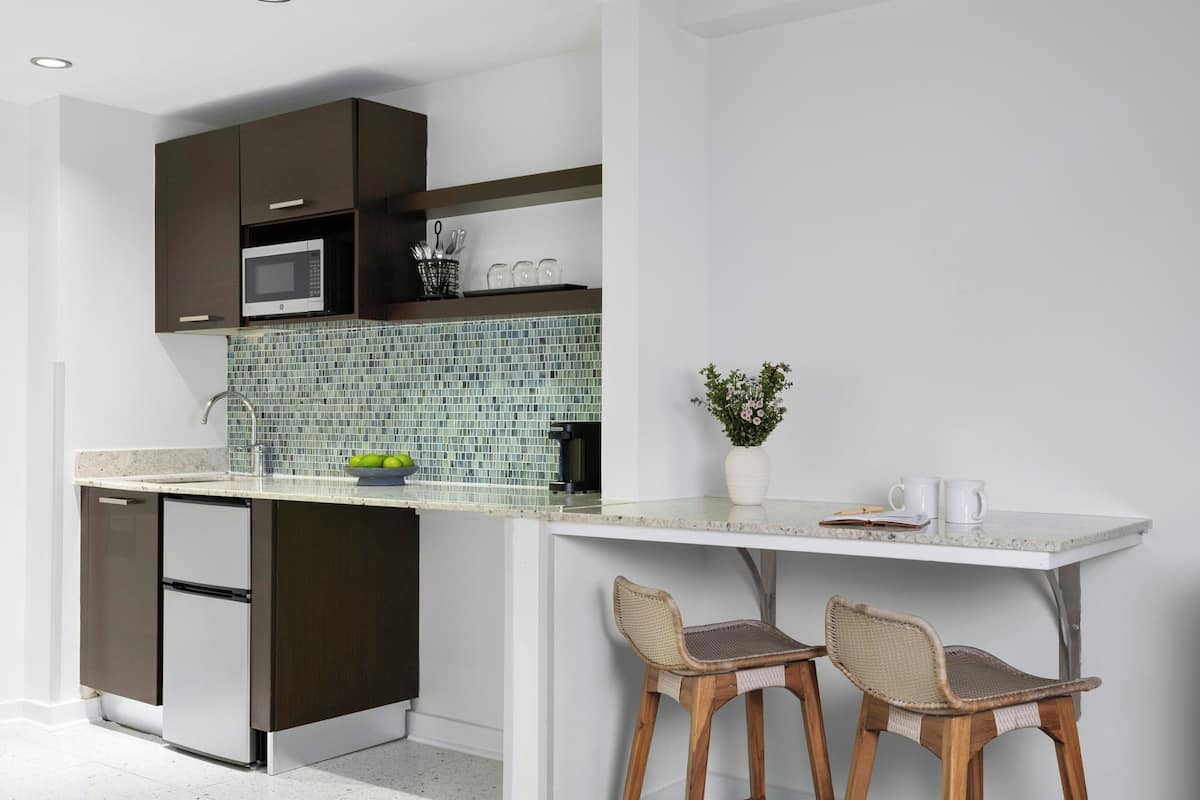 Studio, 2 Queen Beds, Non Smoking | Private kitchen | Coffee/tea maker