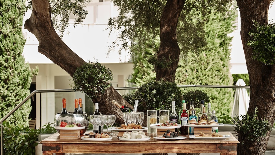 Civitel Attik Rooms & Suites