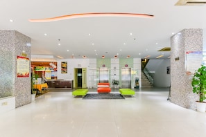 Lobby sitting area - Grand 0773 Hotel (Guilin)