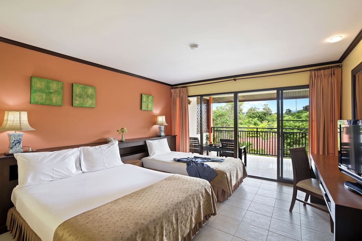 Hotel Room | Peti besi dalam bilik, Wi-fi percuma