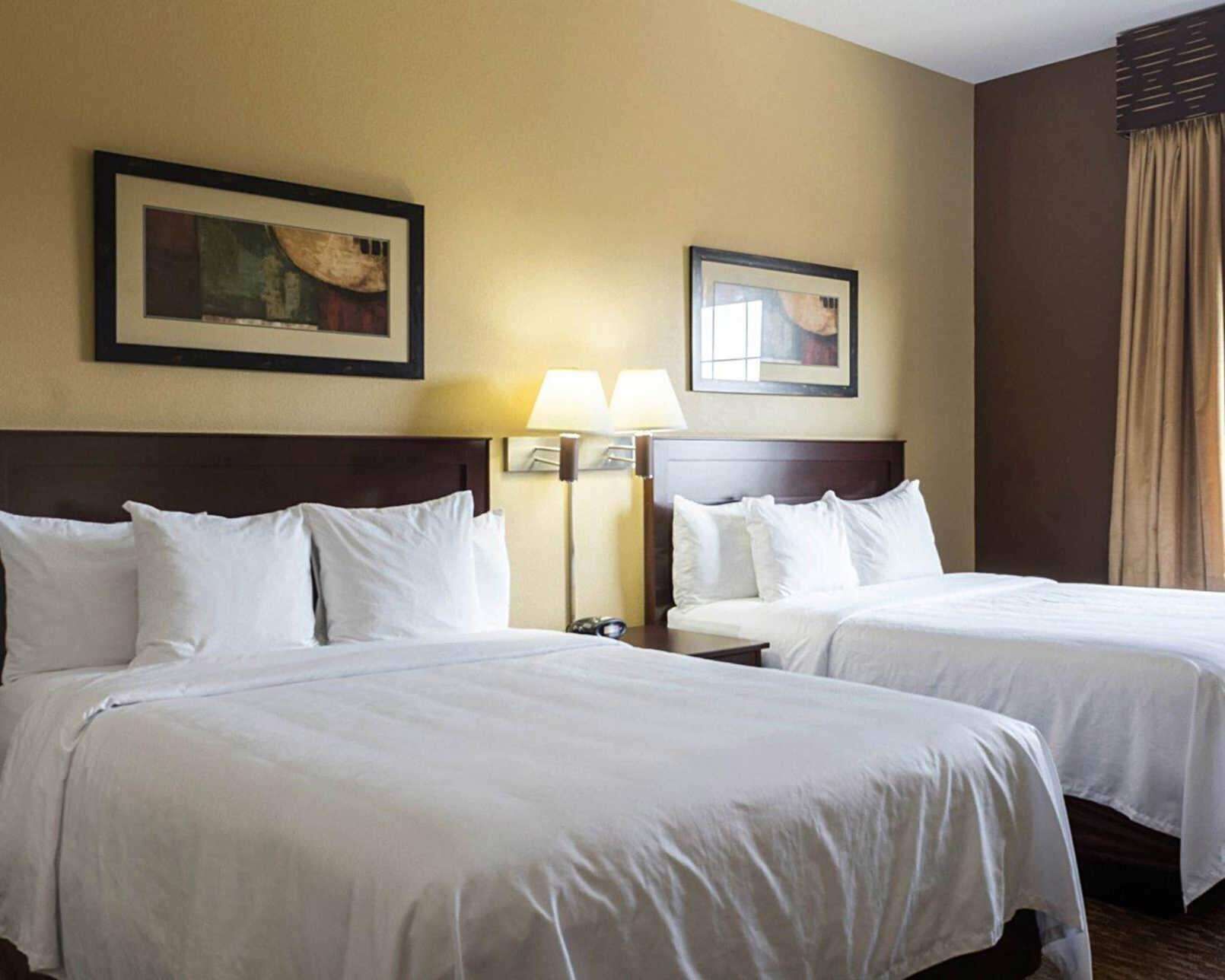 Pillowtop beds, in-room safe, desk, laptop workspace