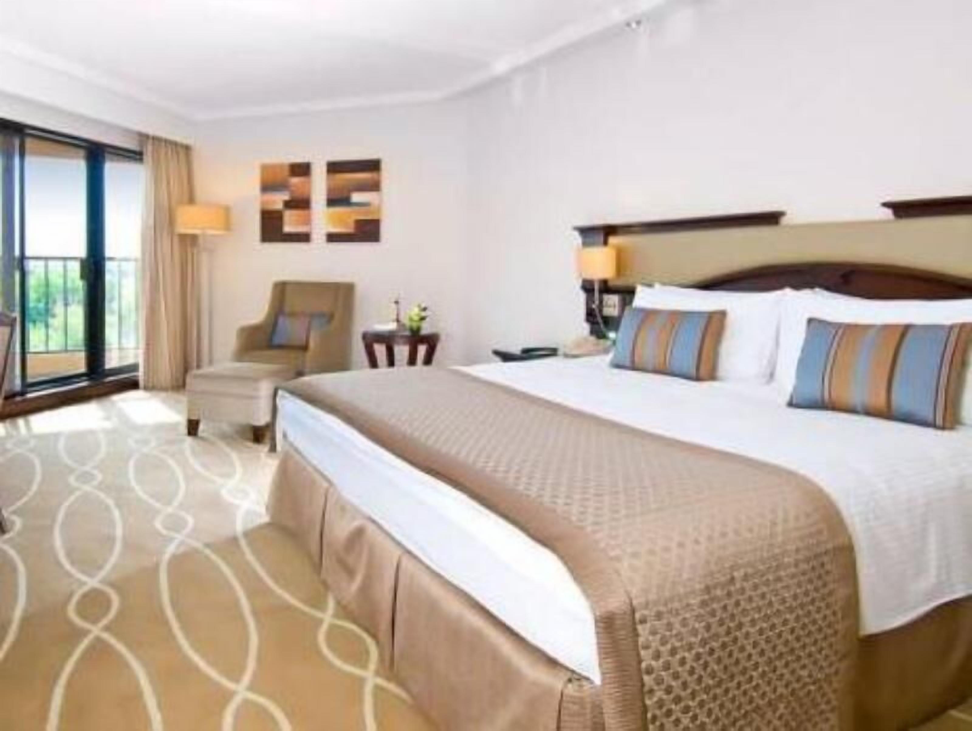 Premium bedding, minibar, in-room safe, individually furnished