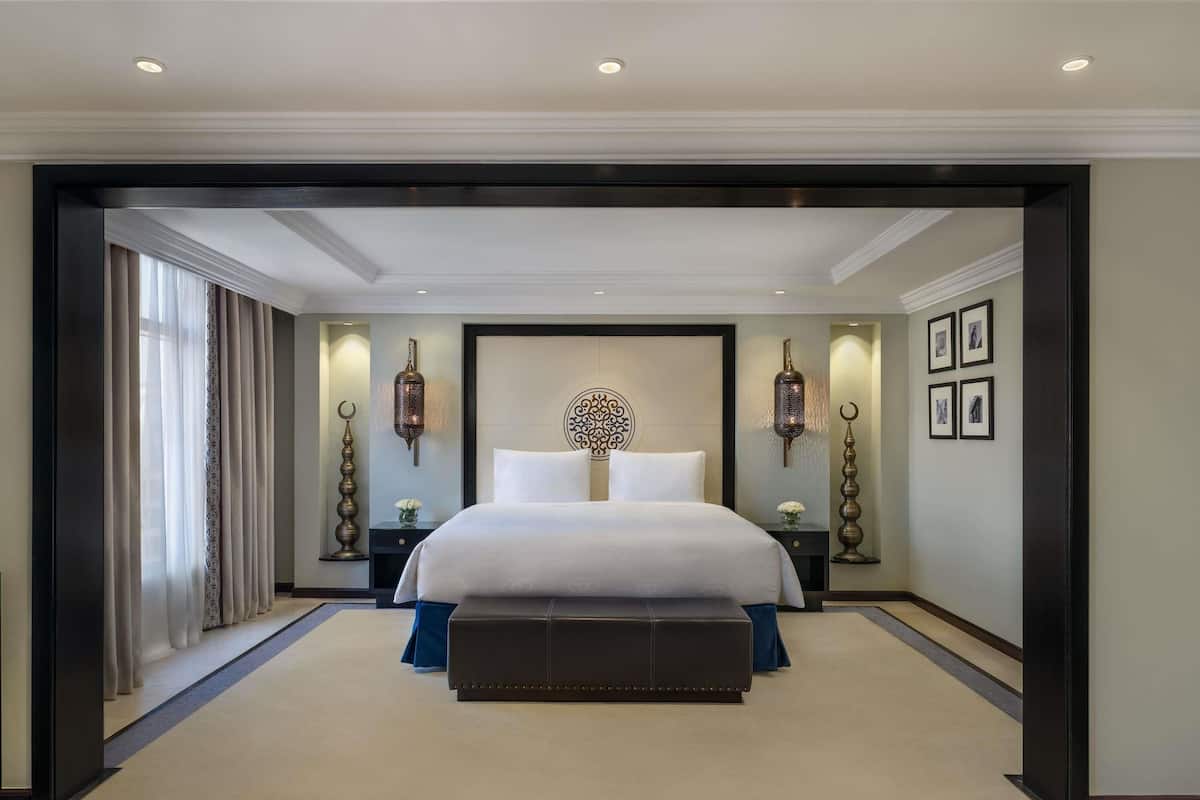 Suite, 1 trÚs grand lit (Imperial - Harram Partial View) | Literie de qualité supérieure, articles gratuits dans le mini-bar