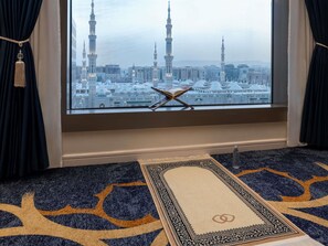 Suite présidentielle, 3 chambres (Haram Plaza View) | Literie de qualité, articles de minibar gratuits, coffre-fort, bureau