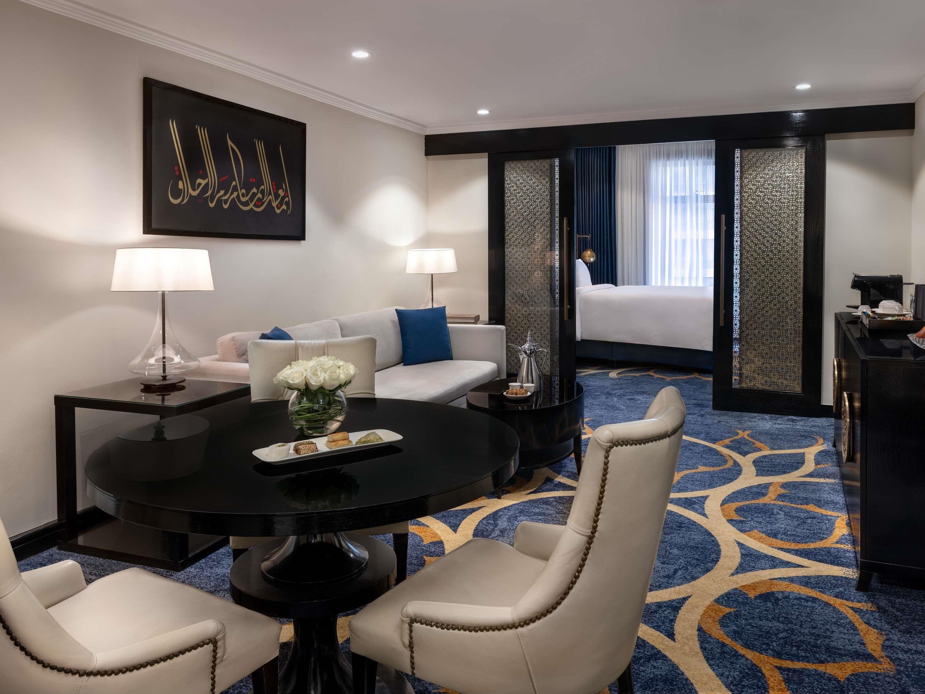 Premium bedding, free minibar, in-room safe, desk