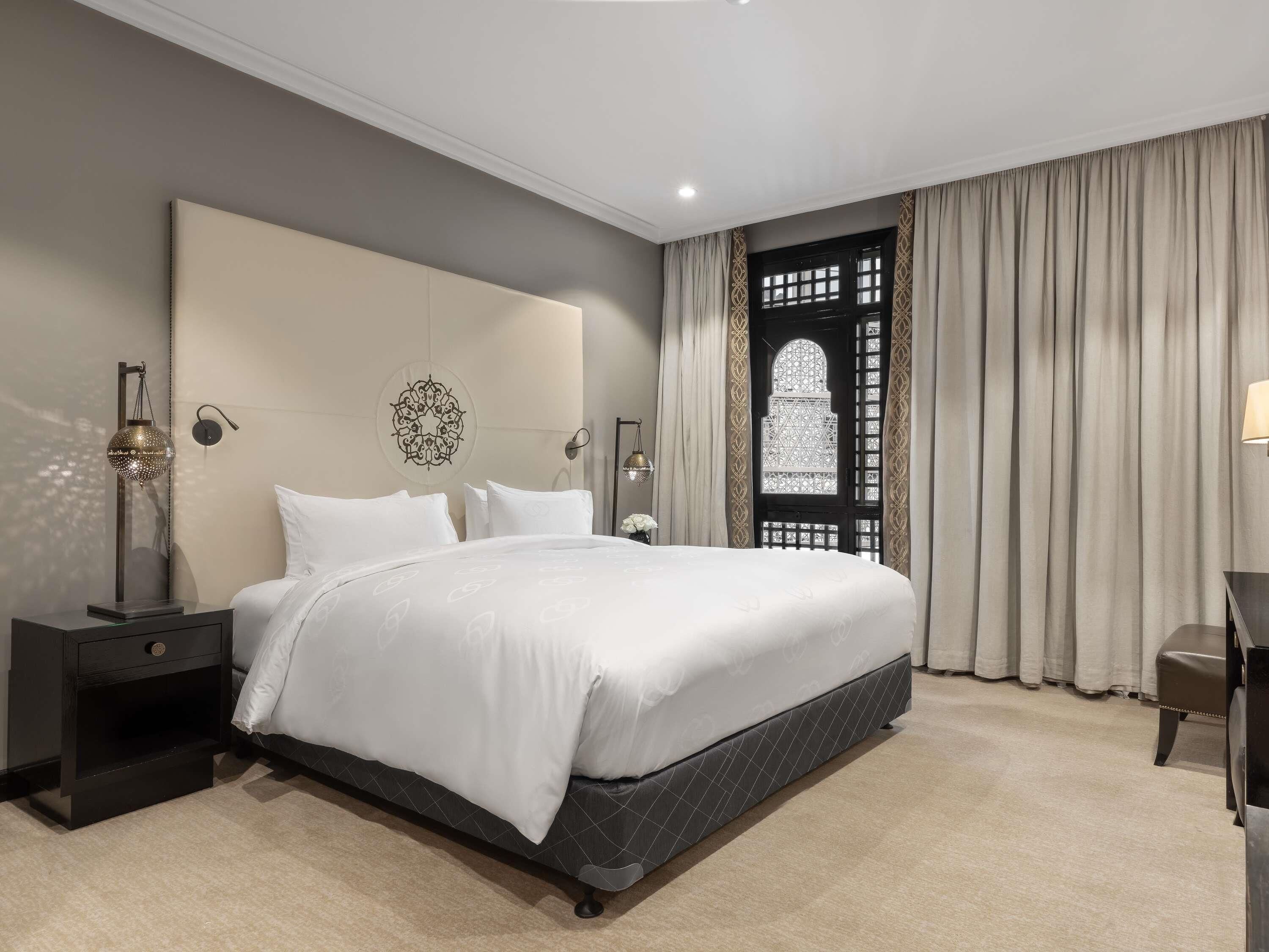 Suite – president, 3 soverom (Haram Plaza View) | Sengetøy av topp kvalitet, minibar (inkludert) og safe på rommet