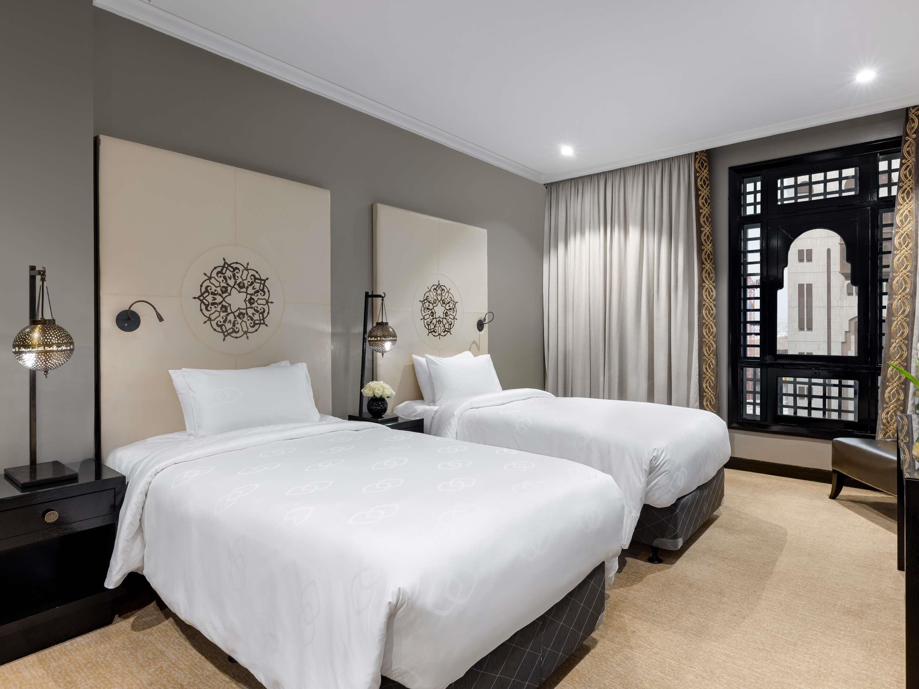 高級寢具、免費迷你吧、客房內保險箱、書桌