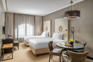 Superior Twin Room, 2 Single Beds (Partial Haram Plaza view) | Premium bedding, free minibar, in-room safe, desk