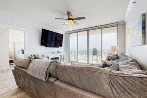 Condo, 3 Bedrooms | View from room