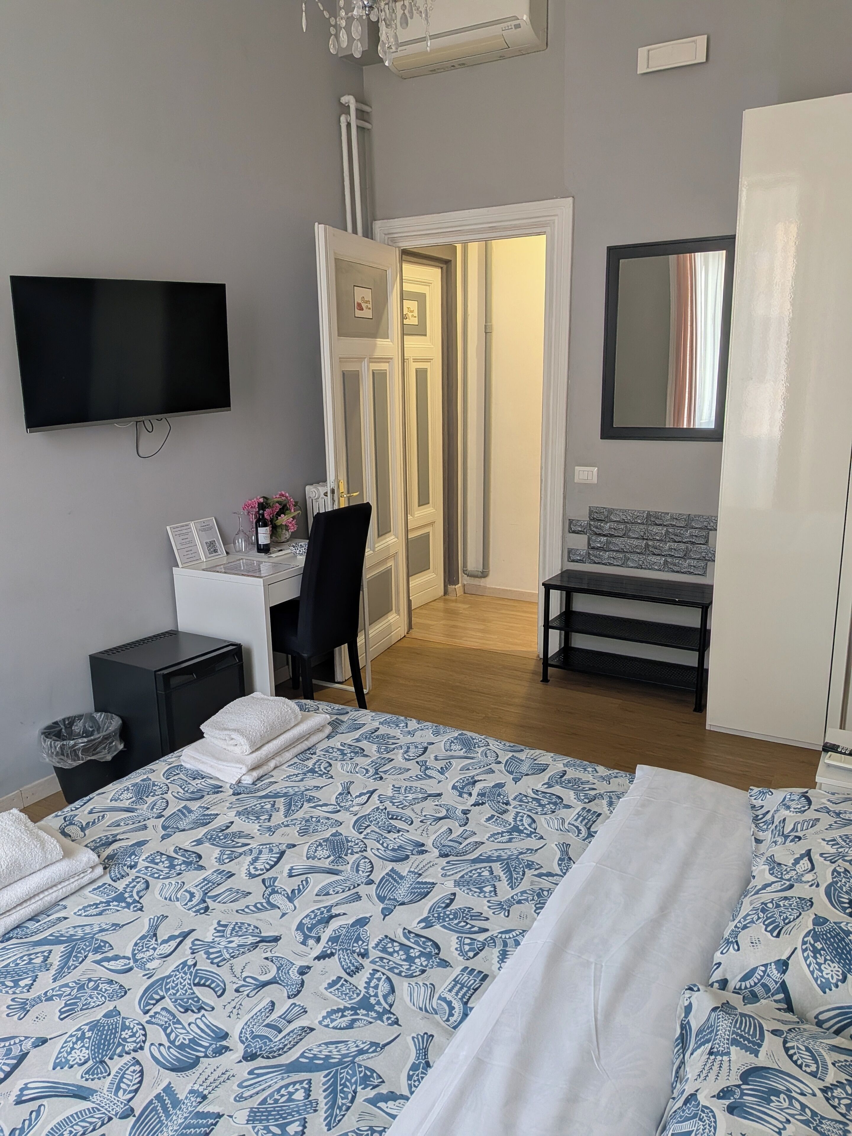 Photo - El Dorado Vatican