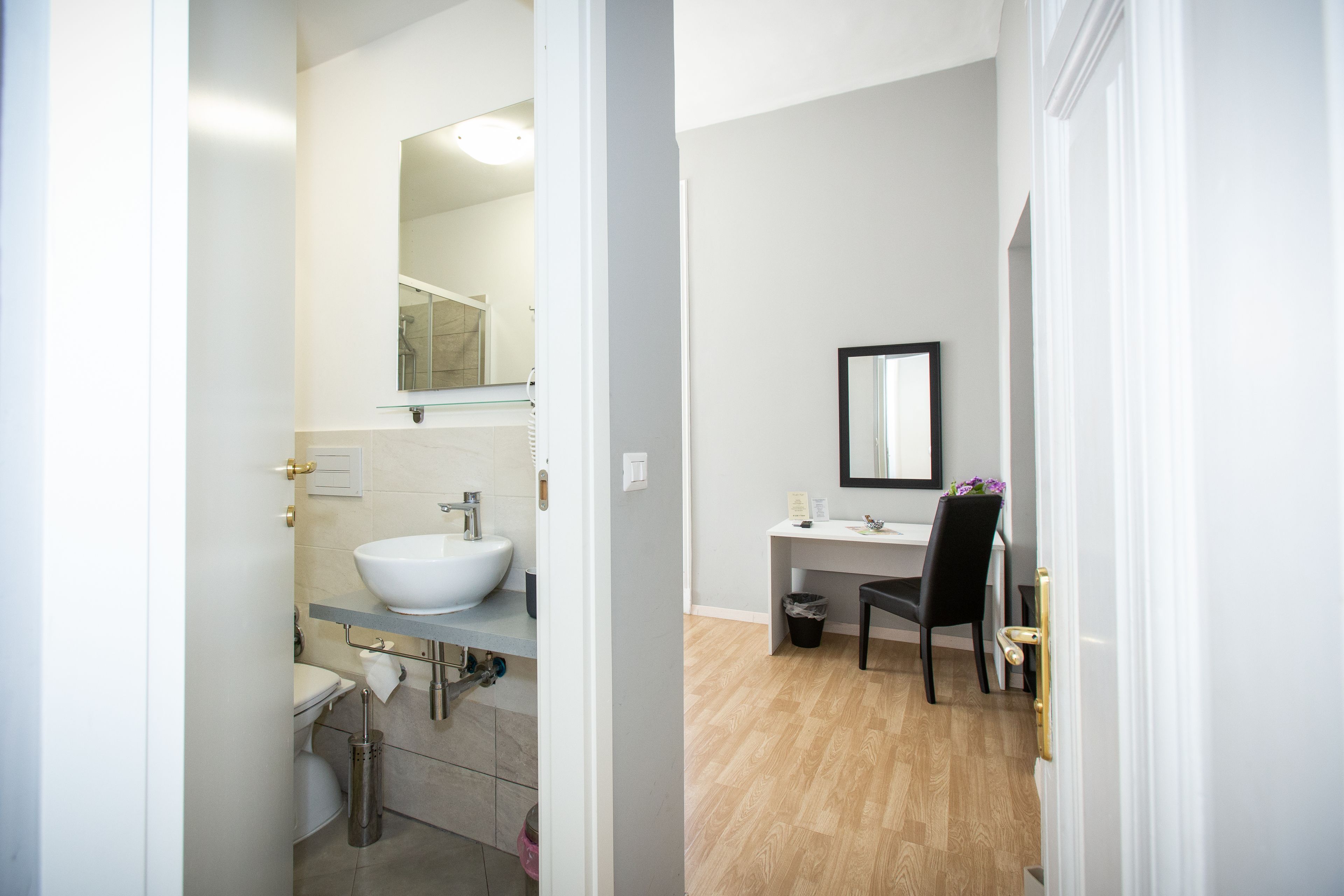 Photo - El Dorado Vatican