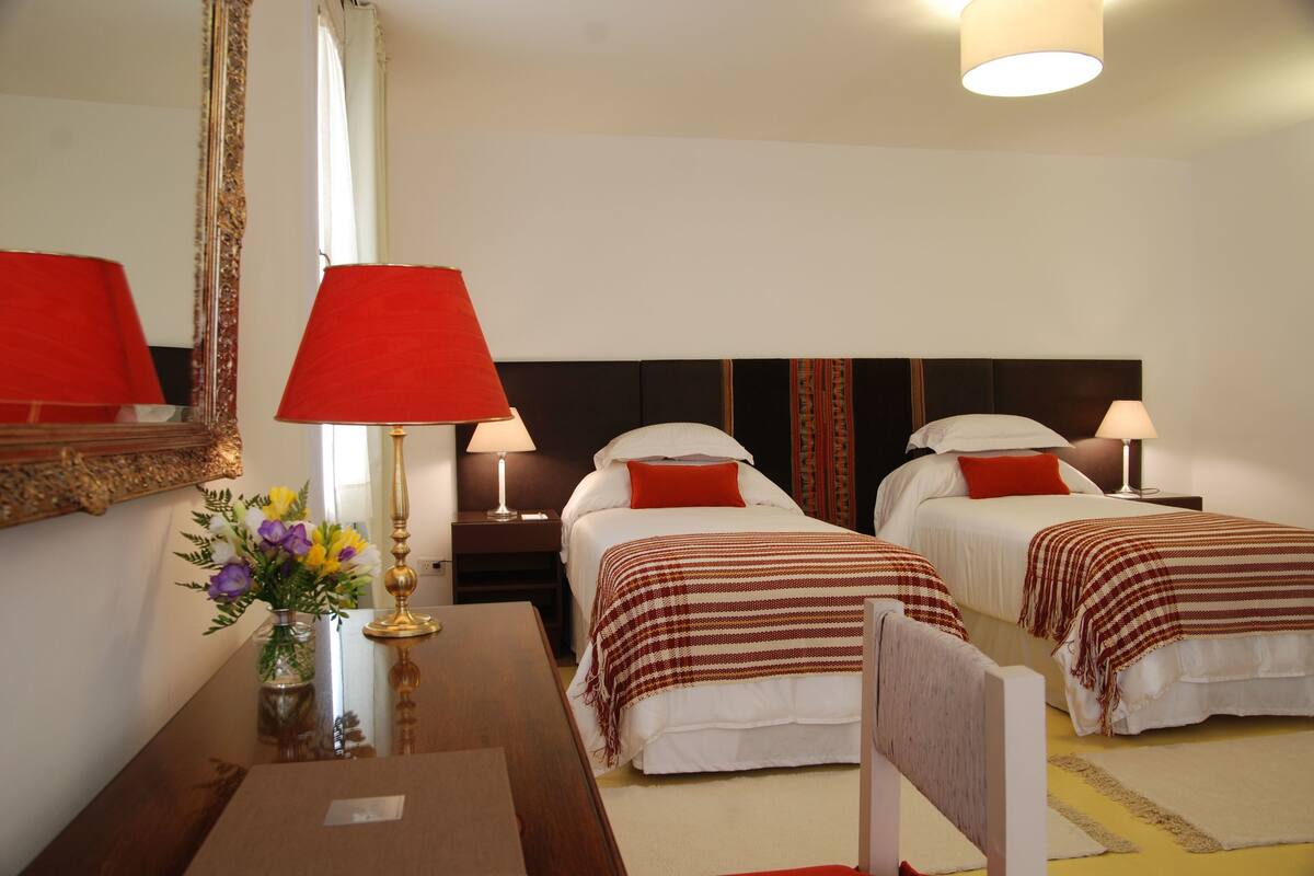 Minibar, in-room safe, desk, iron/ironing board (on request)