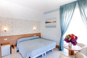 Minibar, in-room safe, desk, cribs/infant beds - Astromare (Jesolo)