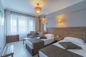 Standard Room | Laptop workspace, bed sheets - Assos Eden Beach Hotel (Ayvacik)