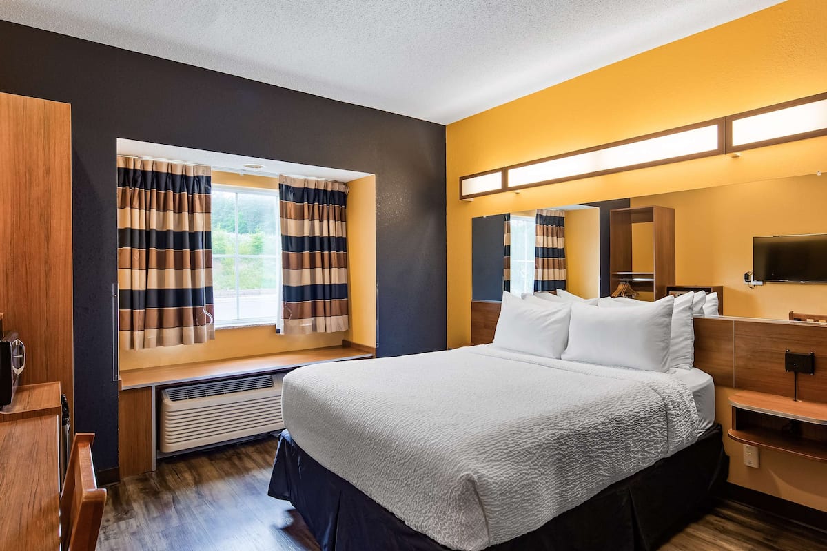 Hypo-allergenic bedding, pillow-top beds, desk, laptop workspace