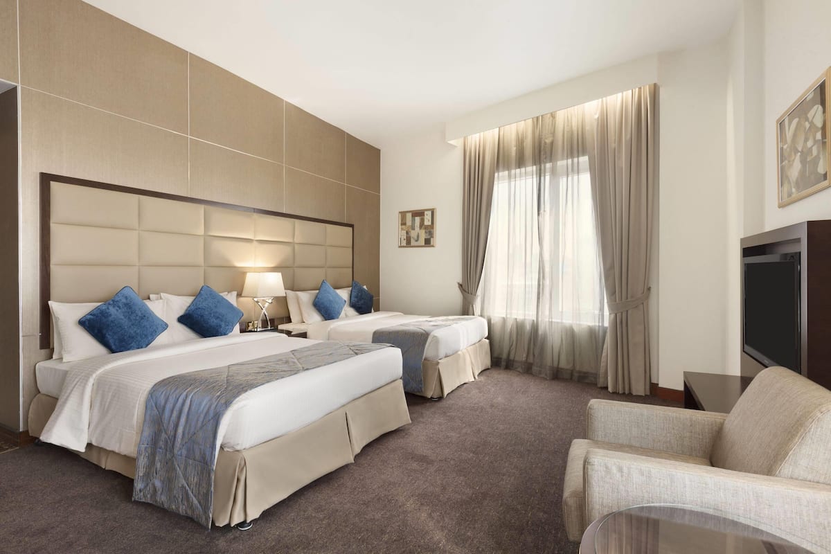 Junior Suite, 2 Queen Beds, Non Smoking | 1 bedroom, minibar, in-room safe, desk
