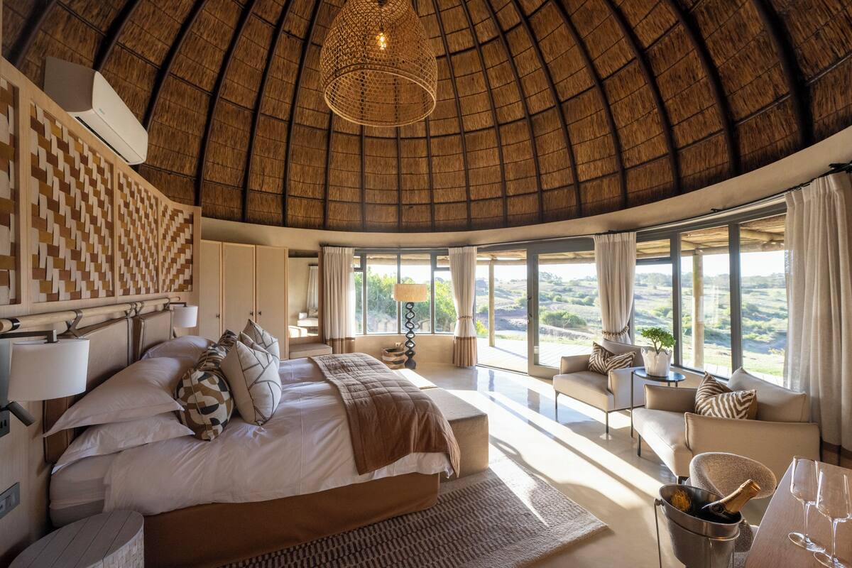 Kwena Lodge Suite | 高档床上用品、羽绒被、迷你吧、客房内保险箱