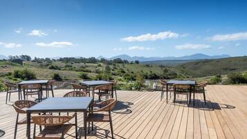 3 Restaurants, Frühstück, Mittagessen, Abendessen, afrikanische Küche