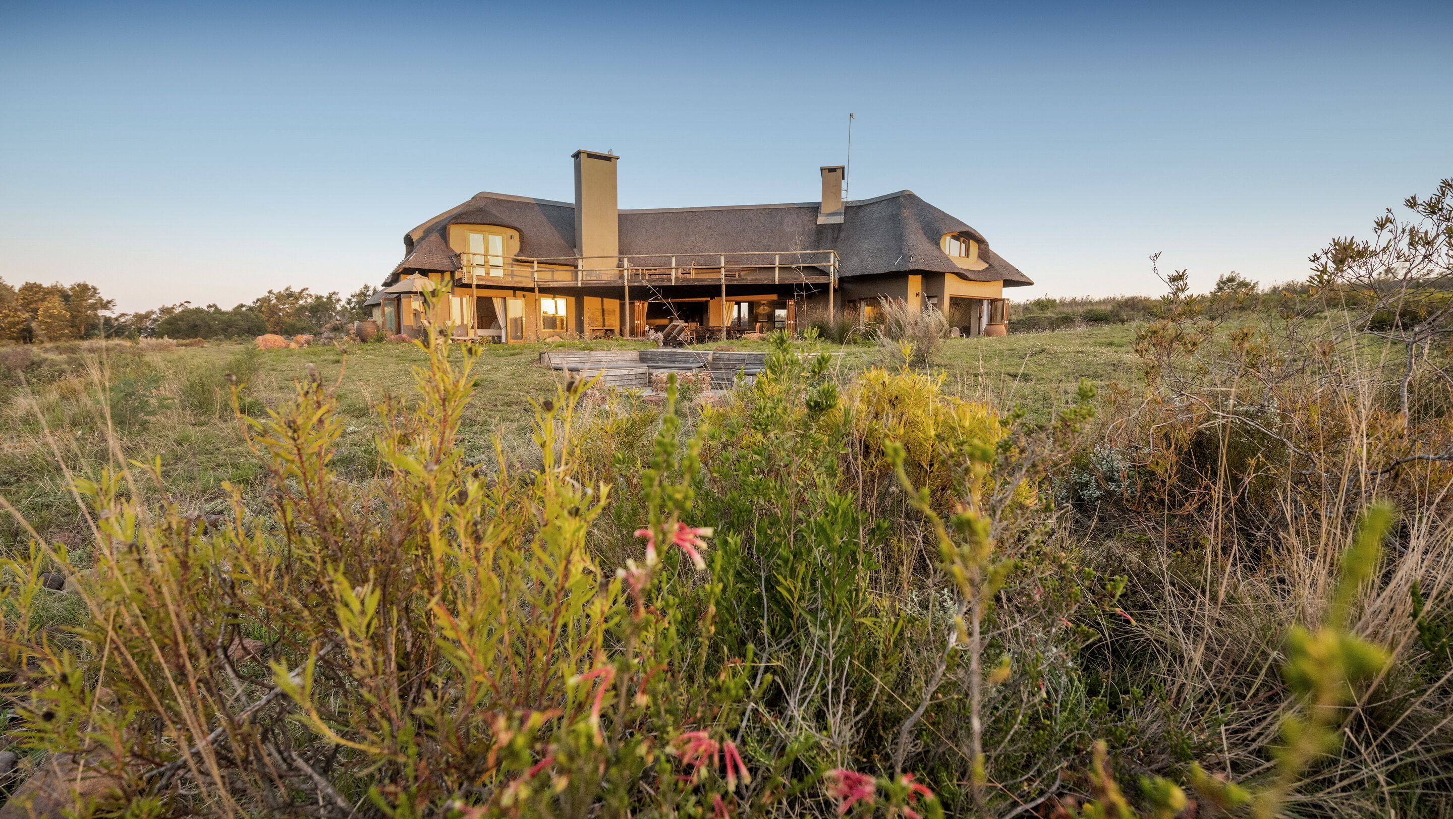 4 bedroom lehele lodge villa | 3 bedrooms, premium bedding, down duvets, minibar