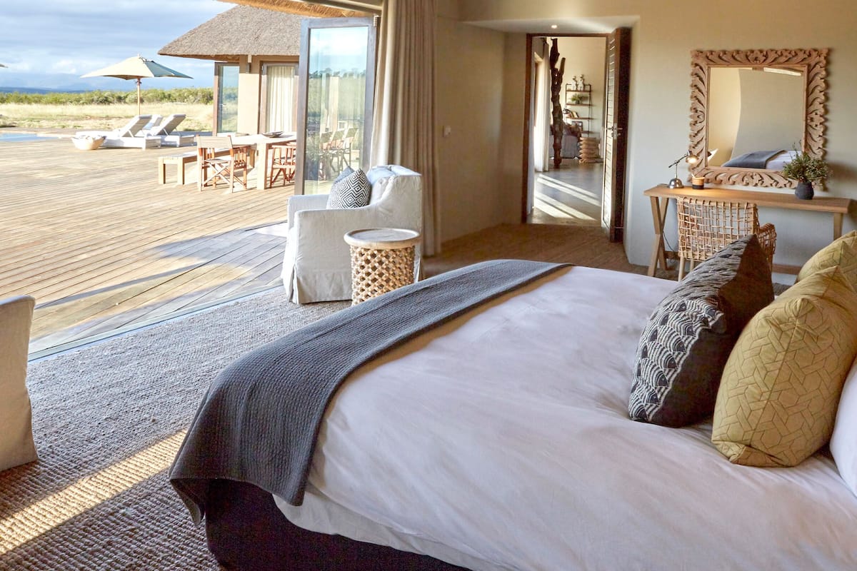 luxury villa (ulubisi) | 3 bedrooms, premium bedding, down duvets, minibar