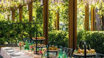 Petit déjeuner continental compris tous les jours