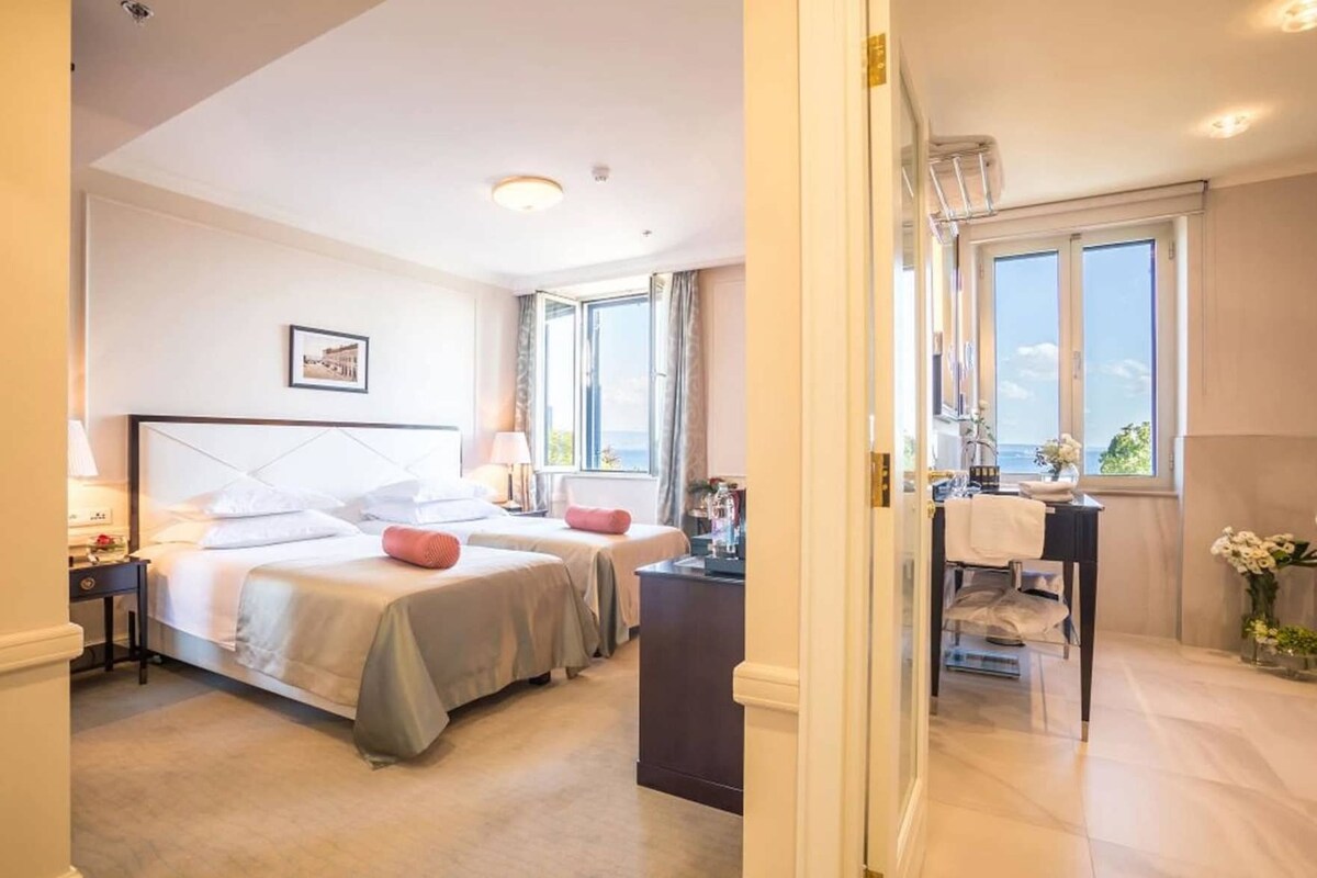 Biancheria da letto ipoallergenica, minibar, una cassaforte in camera