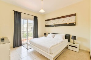 Family Villa, 4 Bedrooms, Pool View