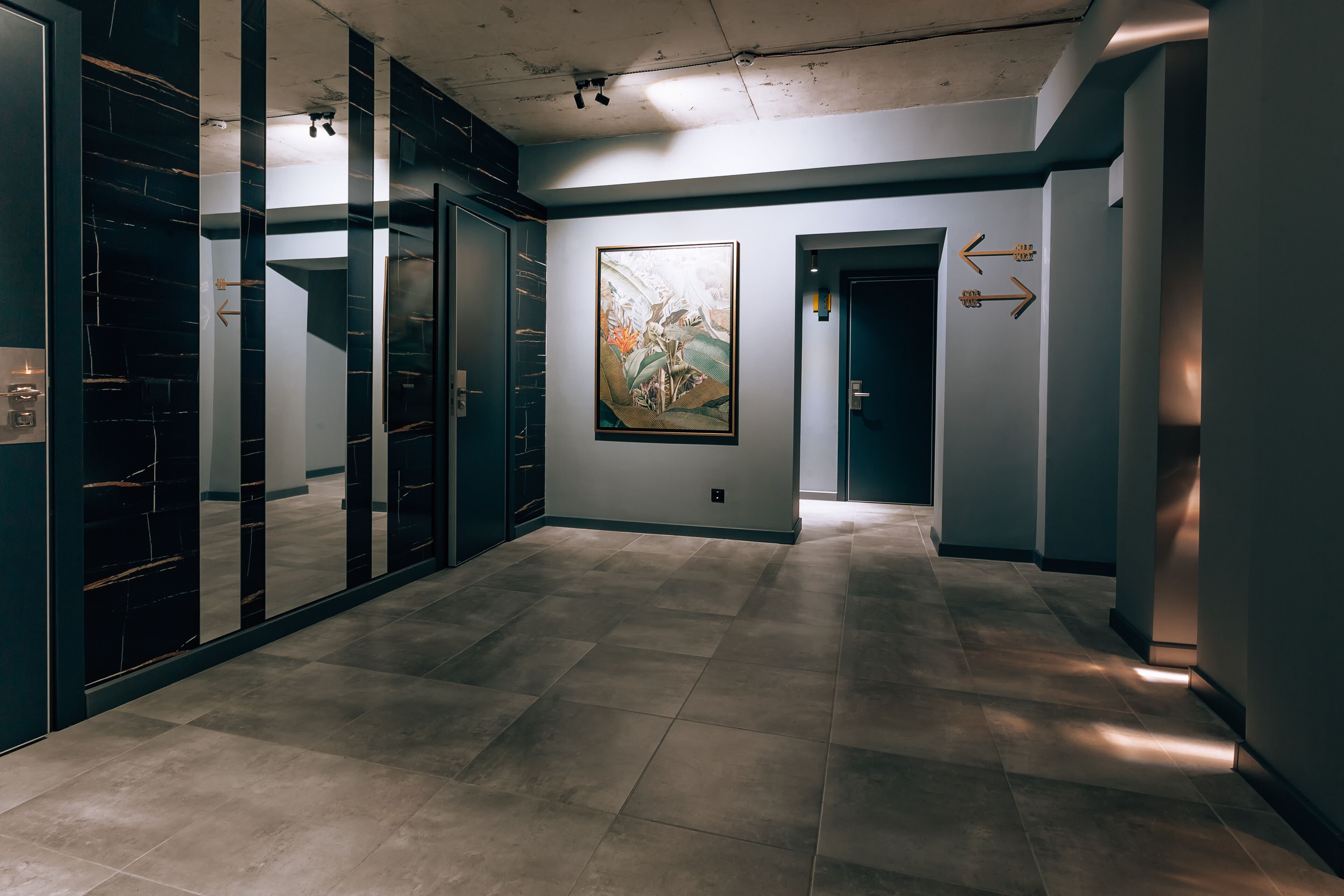 standard double or twin room | living area | plasma tv