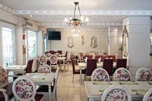 Lounge - Parthenon Art Hotel (Katerini)