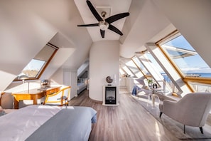 Junior Suite, Sea View, Beachside | Room amenity