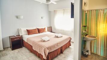 Double Room | Internet, bed sheets