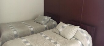 Hotel Manila Plaza
