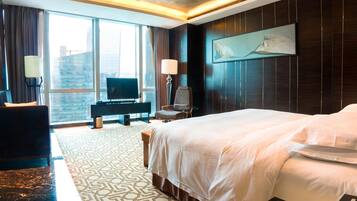 Presidential Suite | 1 bedroom, down comforters, minibar, in-room safe