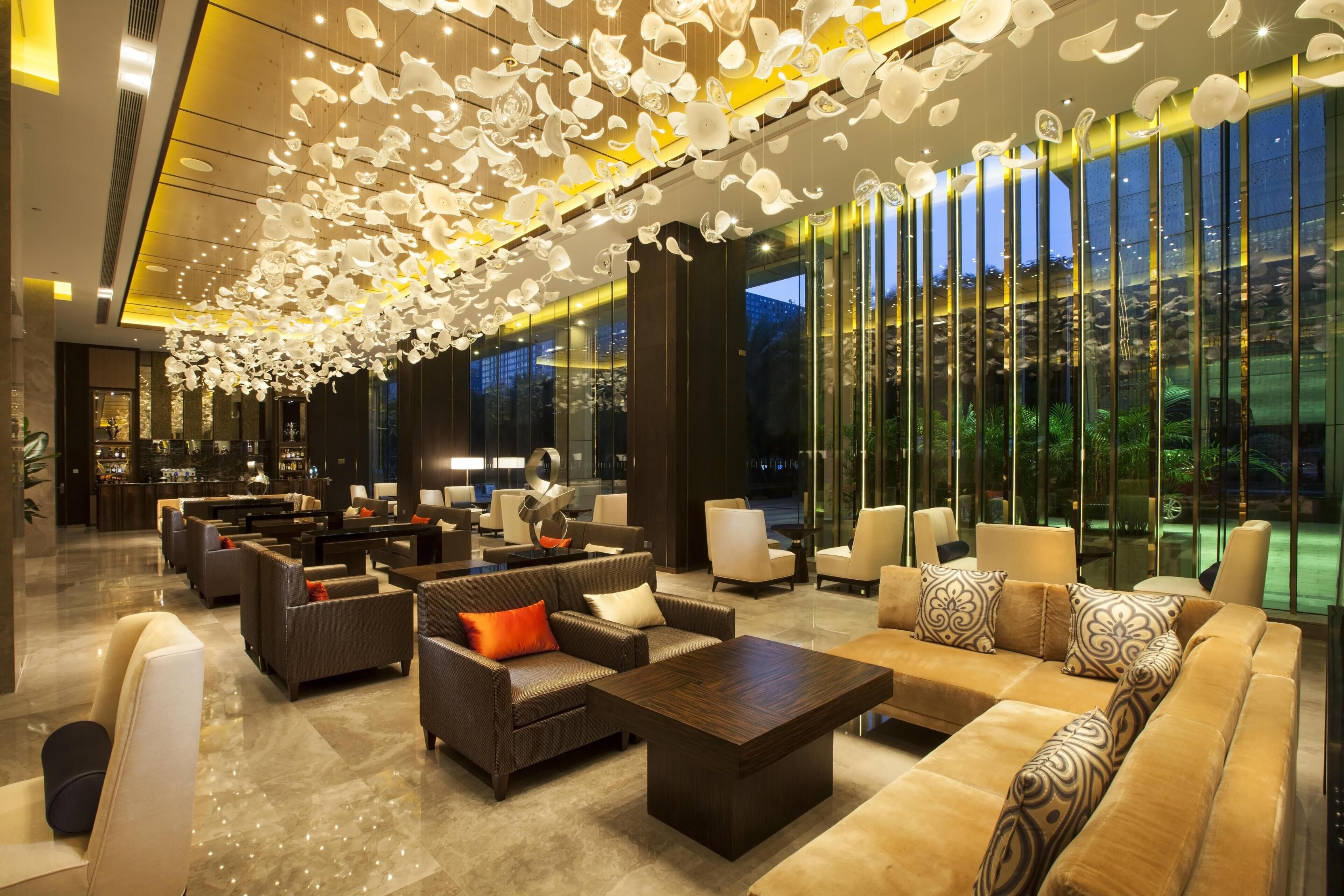 Lobby lounge