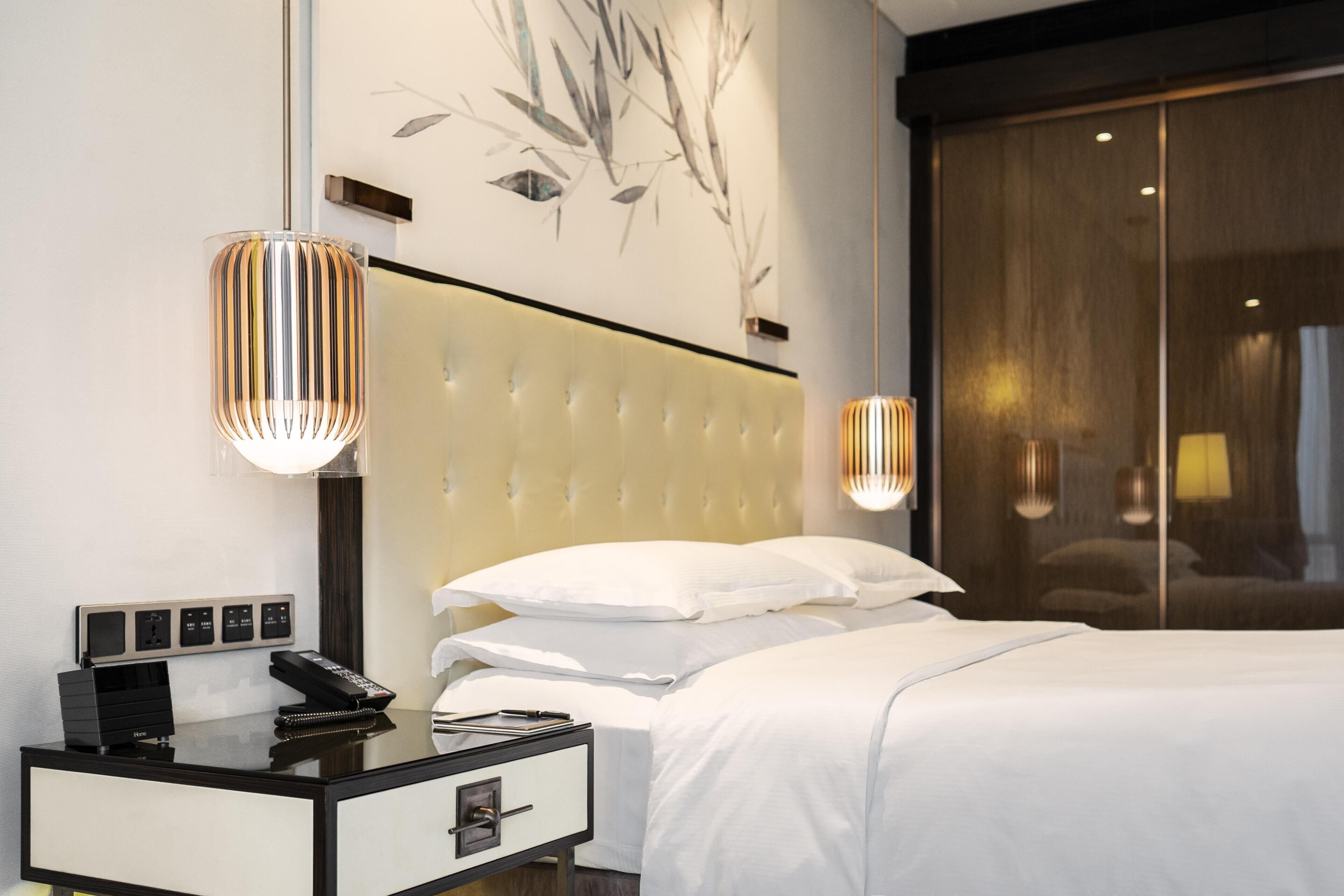 1 間睡房、羽絨被、迷你吧、房內夾萬