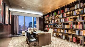 Presidential Suite | Living area | 42-inch LCD TV with digital channels, TV, pay films
