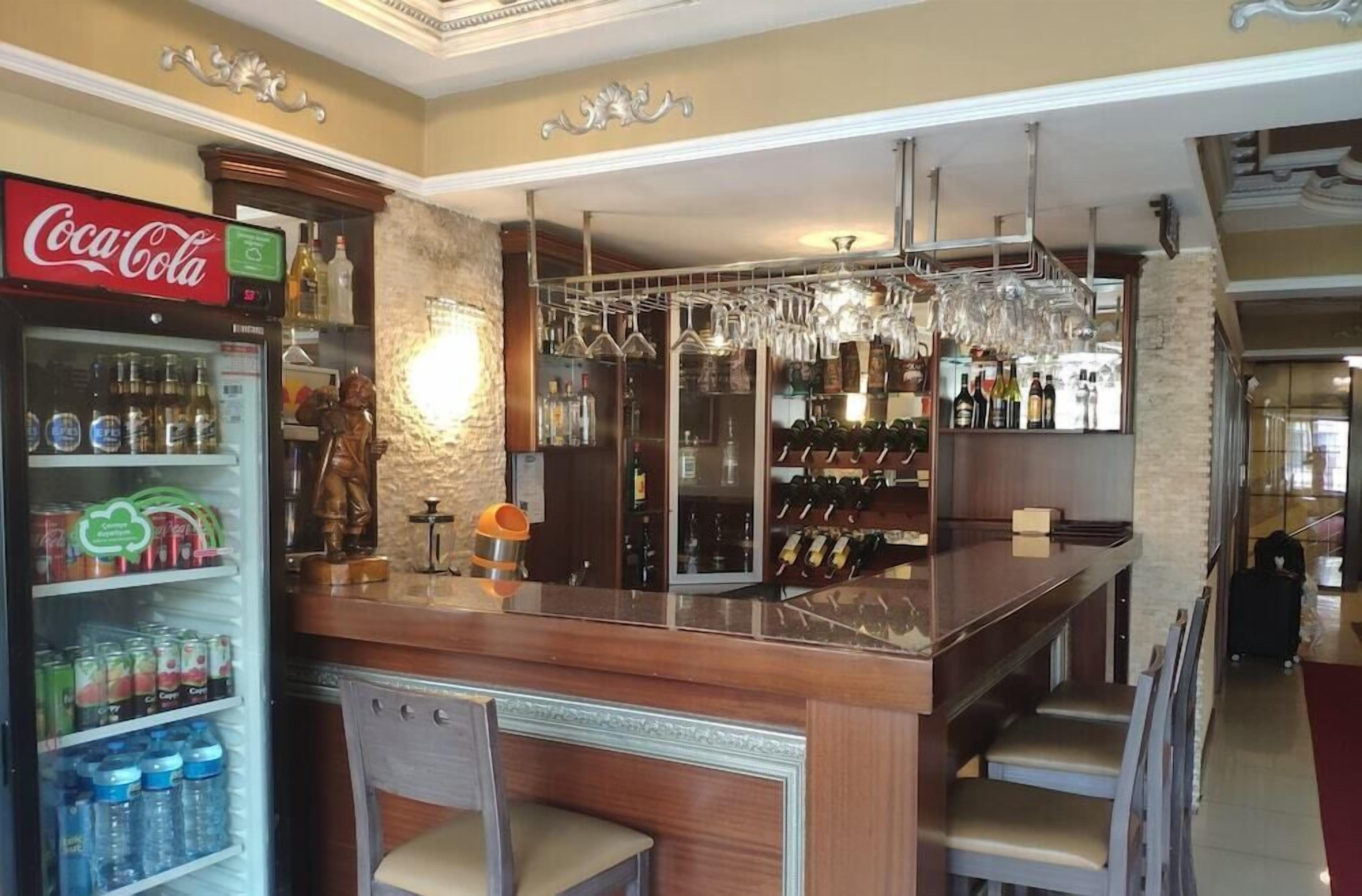 Bar (in der Unterkunft)